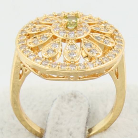 Jewelry - 14K Yellow Gold Filled Antique  Peridot Ring